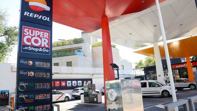 La CNMC investiga a Repsol por encarecer el combustible a las gasolineras automáticas