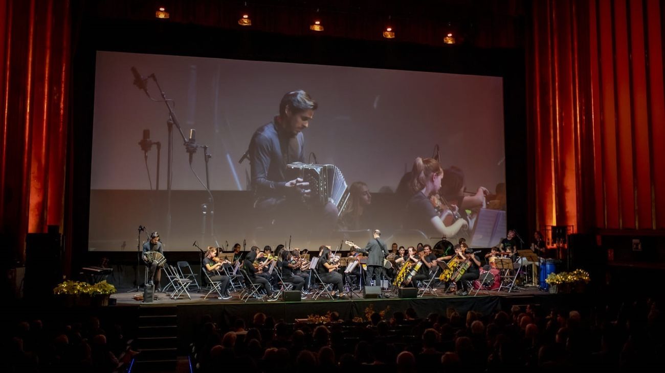 La orquesta de “La Música del Reciclaje” ofrecerá su concierto navideño solidario en el Gran Teatro CaixaBank Príncipe Pio