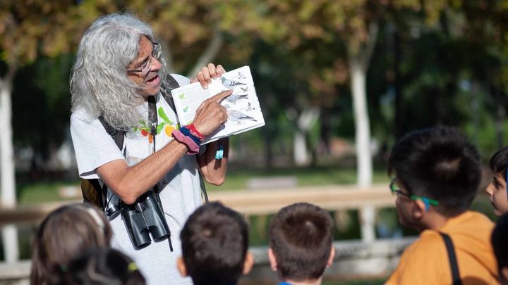 Una de las rutas de 'Aver Aves' con los escolares / MADRID.ES