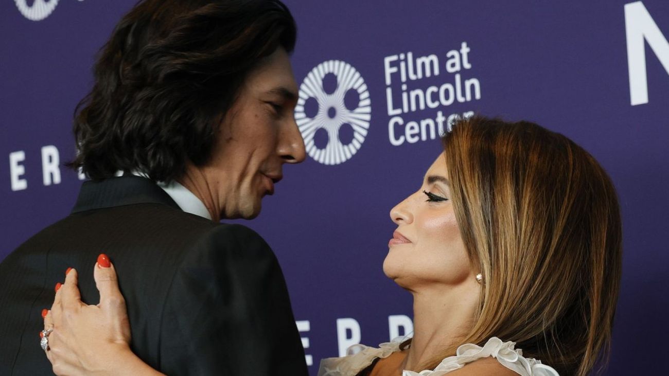 El biopic sobre Enzo Ferrari, con Adam Driver y Penélope Cruz, llegará a España en febrero