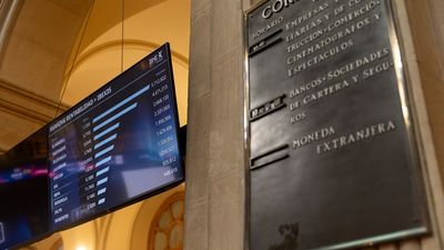 El IBEX cae el 0,35 % en la sesión y pierde los 10.100 enteros