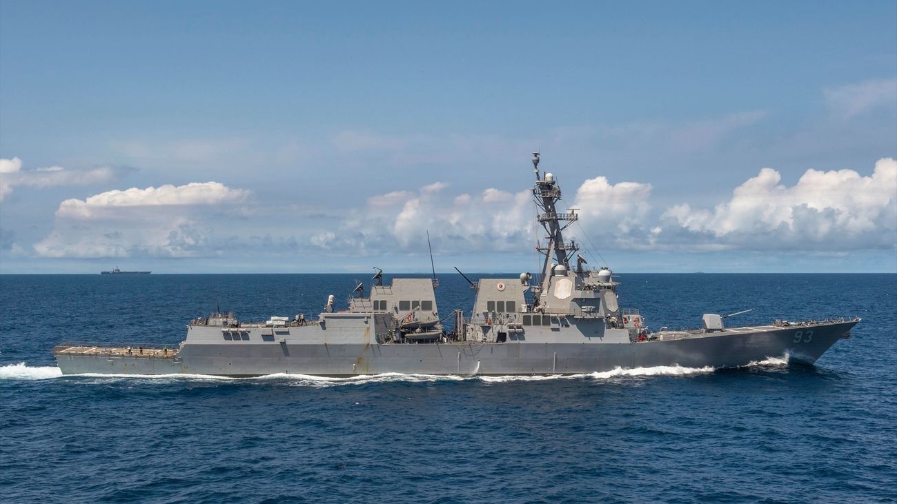 Un barco español rescata a 6 marinos del buque panameño Guana accidentado cerca de Bretaña