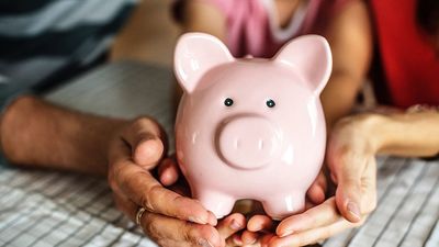 La tasa de ahorro de los hogares en el tercer trimestre se sitúa en el 3,3%