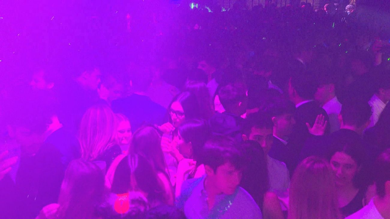 Las discotecas facturan un 4% más esta Nochevieja y "podría haber sido más" si no fuese por la gripe
