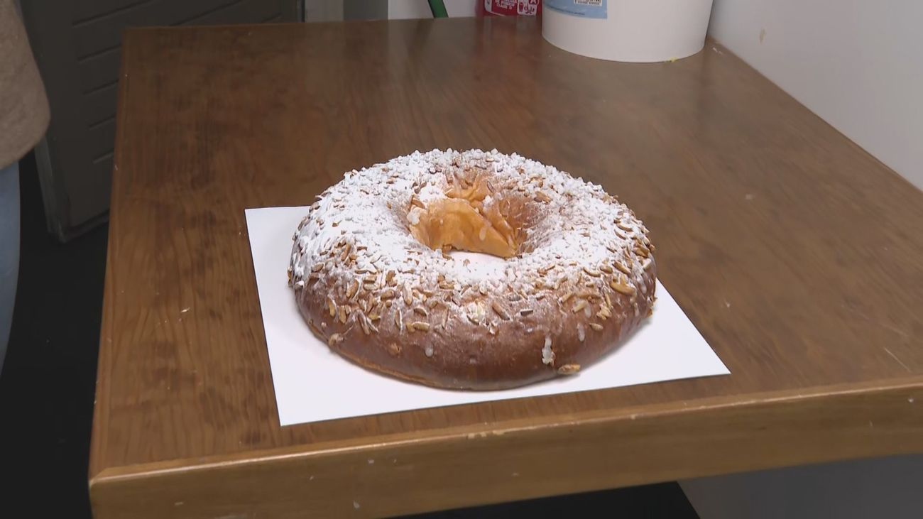 ¿Cuántos roscones comerás para terminar la Navidad? Conocemos cómo se hace el mejor de Madrid