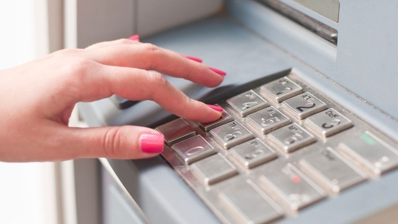 Desarticulada una banda que clonaba tarjetas en cajeros automáticos