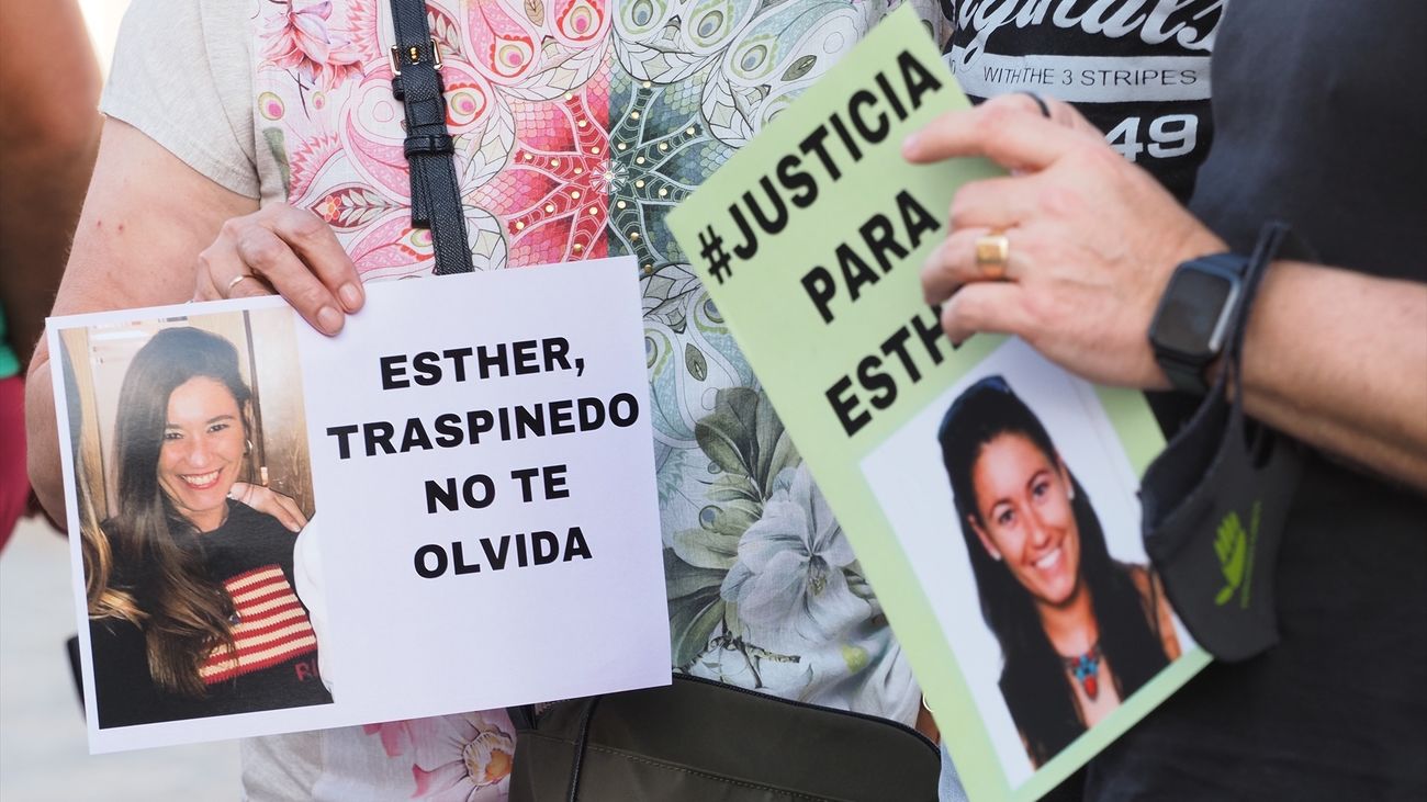Imagen de archivo de una concentración ciudadana en recuerdo de Esther López en Traspinedo
