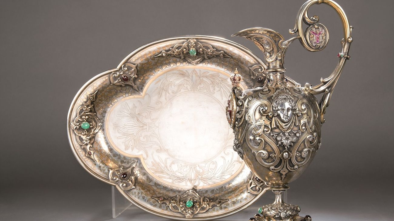 Juego de aguamanil de Isabel II