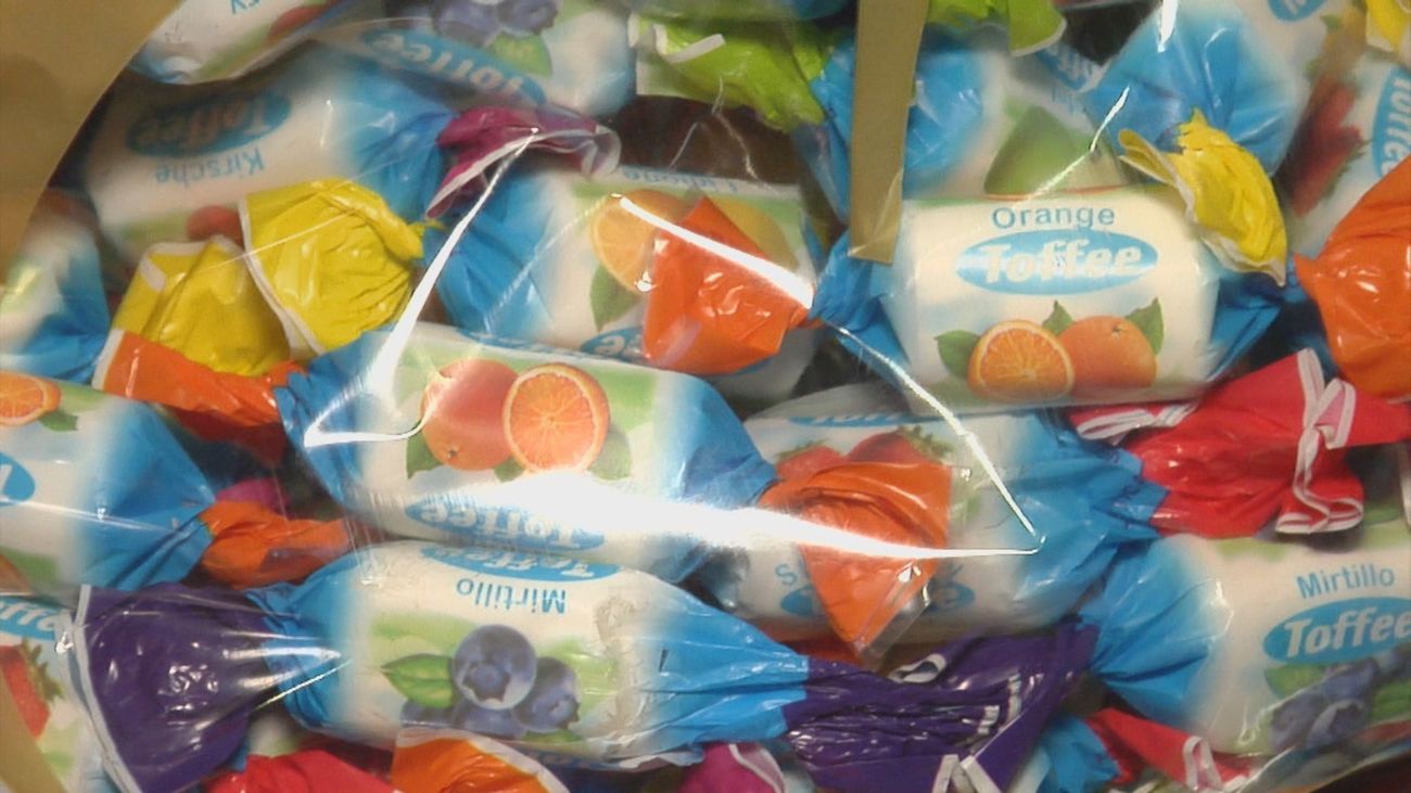 ¿De dónde vienen los caramelos que los Reyes Magos tiran en la Cabalgata?