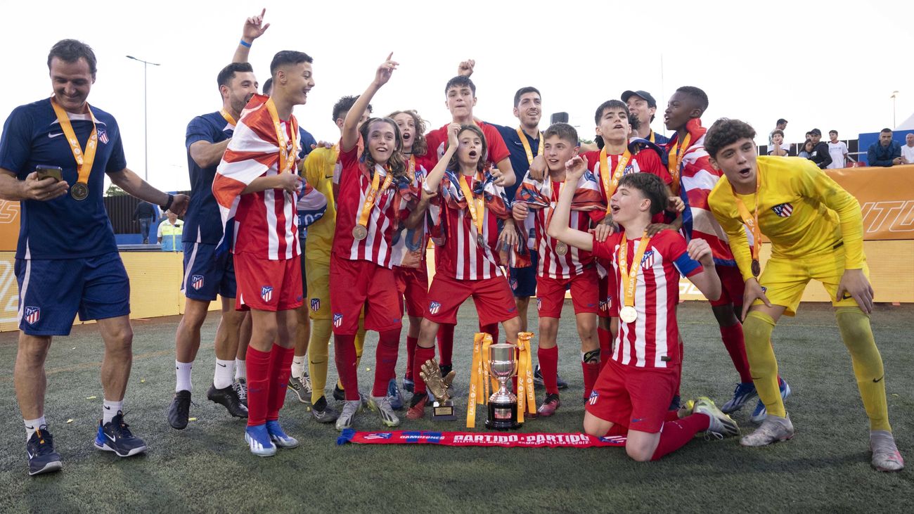 El Atlético de Madrid, campeón del Torneo Internacional LaLiga FC Futures de fútbol infantil