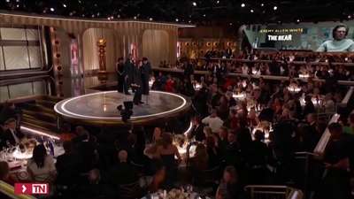 'Oppenheimer' reina en unos Globos de Oro que castigan con severidad a 'Barbie'