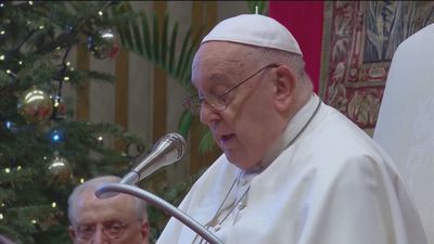 El papa Francisco pide "la prohibición universal" de la maternidad subrogada