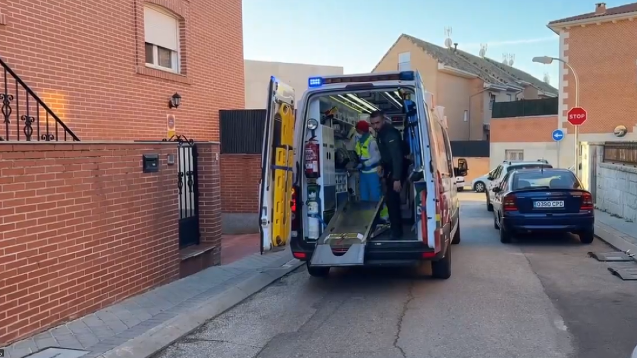 Efectivos de Emergencias Comunidad de Madrid-112 en Colmenar Viejo