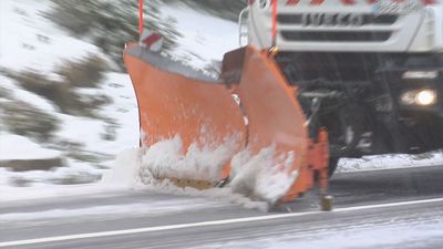 Las quitanieves velan por el estado de las carreteras madrileñas