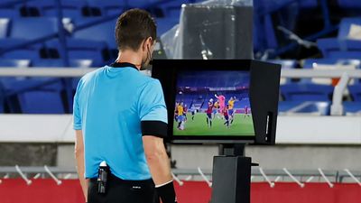 La Supercopa de España estrena los audios del VAR