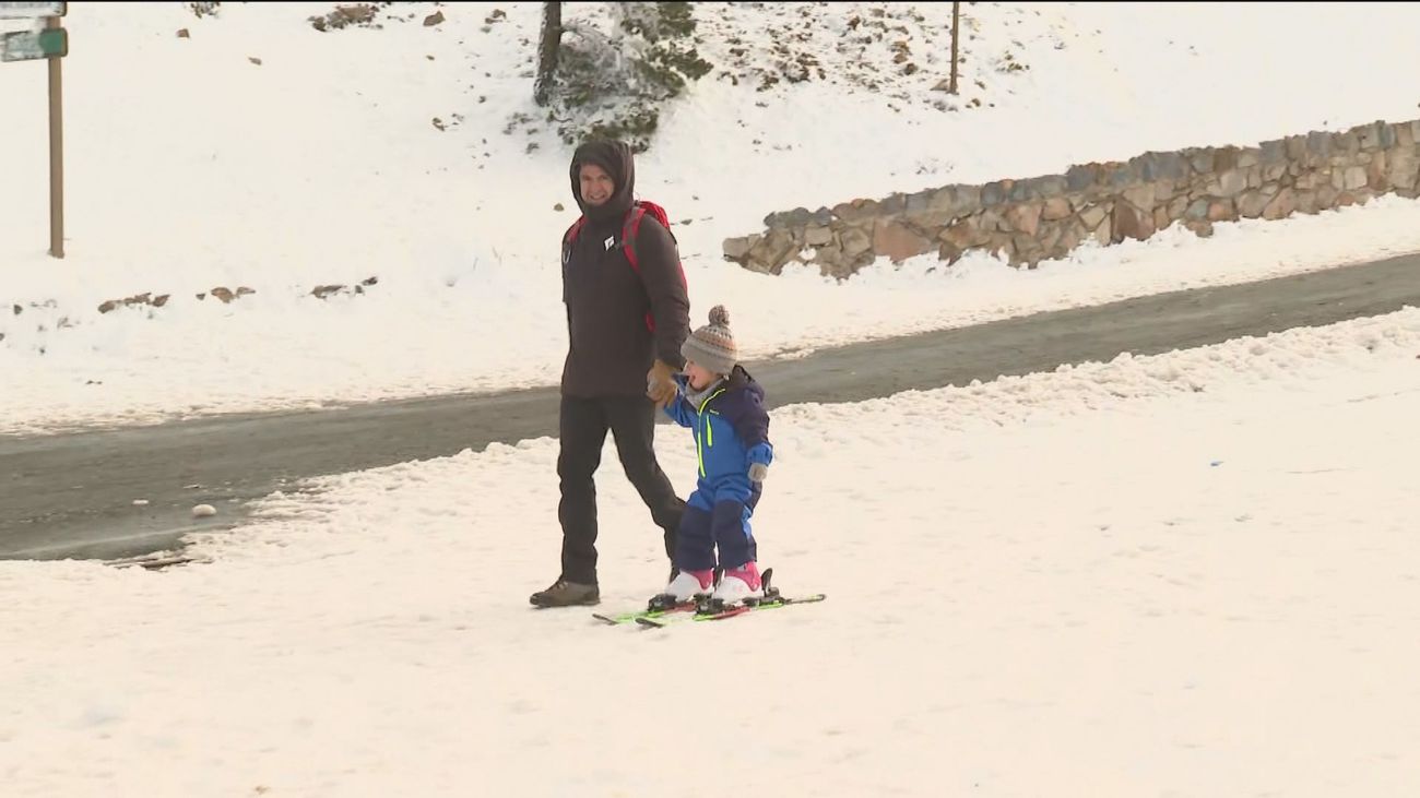 Valdesquí abre con 2 kilómetros y medio de pistas para principiantes