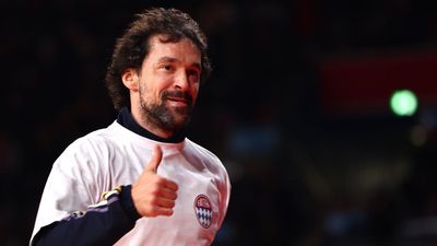 Llull se convierte en el jugador con más partidos en la historia del Real Madrid