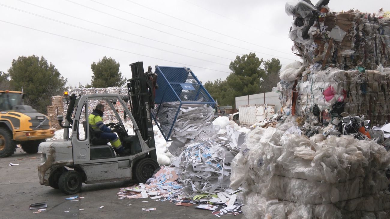 Se incrementa un 20% el reciclaje de papel y cartón tras las navidades
