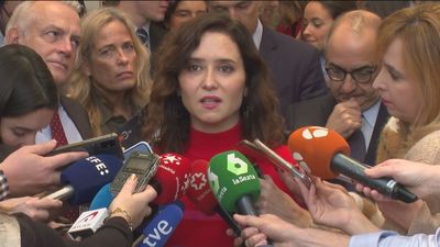 Ayuso acusa al Gobierno de fabricar "una nación de facto" al ceder las competencias de migración a Cataluña