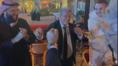 VÍDEO: Laporta lo da todo en Arabia