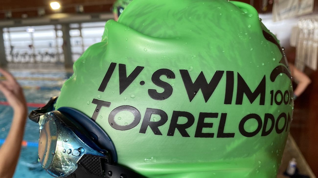 El Club de Natación de Torrelodones organiza un 100x100 solidario