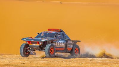 Carlos Sainz sale líder sólido del Dakar tras la crono 48 horas