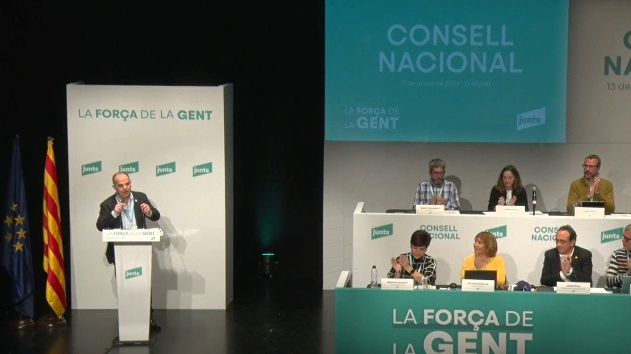 Turull considera “indigno” que se acuse a Junts de xenofobia