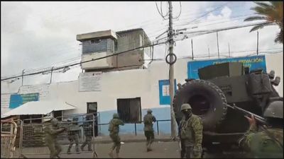 Liberados los 150 funcionarios secuestrados en las cárceles de Ecuador