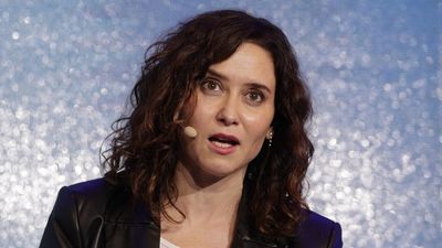 Ayuso pide a los gallegos ayudar a España para evitar más nacionalismos