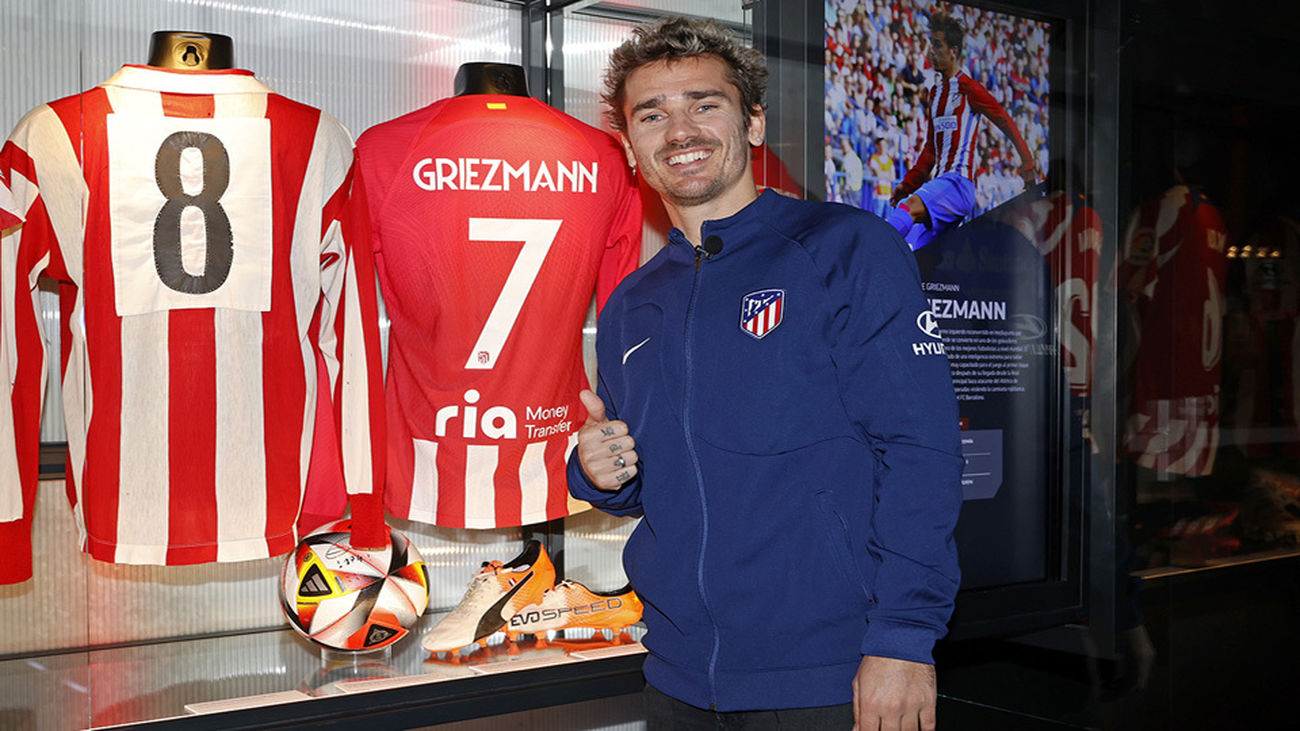Griezmann honra a Luis Aragonés: "Los dos seremos atléticos de por vida"
