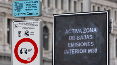 Madrid y su Blue Monday para los conductores: llegan las multas en Sinesio Delgado y de las 257 cámaras ZBE de la M-30