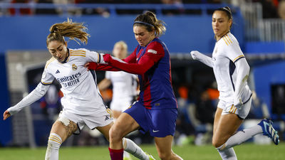 Real Madrid 6, FC Barcelona 46: la realidad de los clásicos en el fútbol femenino