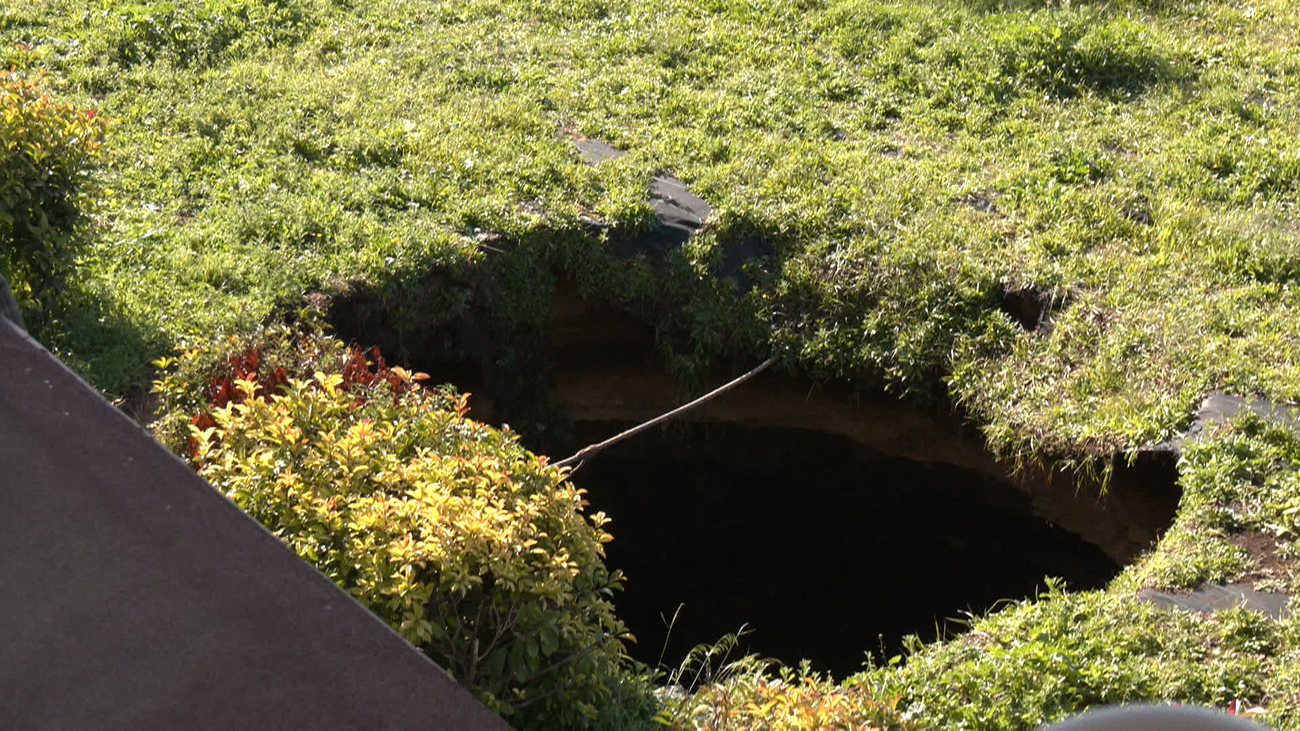 Aranjuez iniciará de emergencia el relleno del socavón del barrio de La Montaña