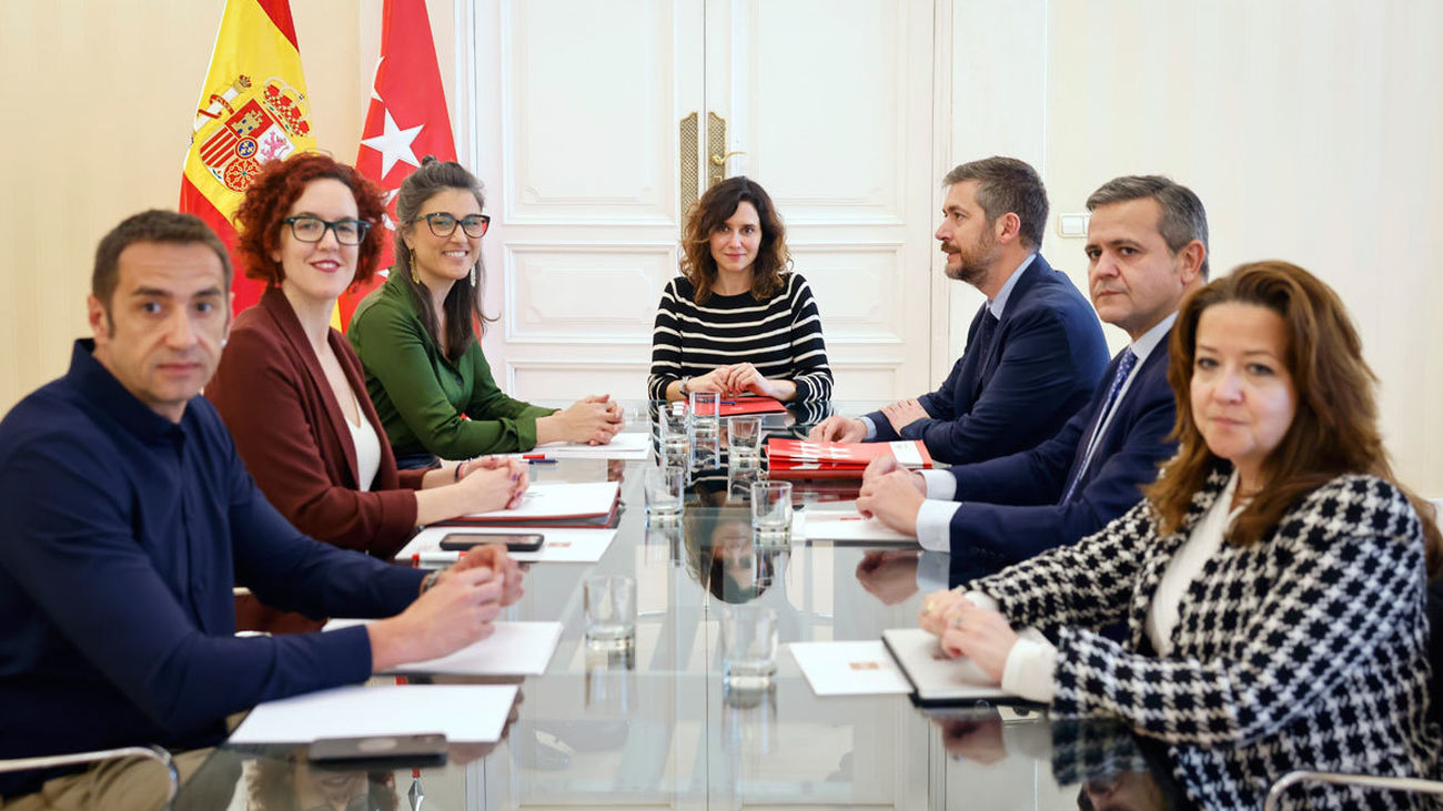 Díaz Ayuso concluye su ronda de contactos con los grupos de la Asamblea