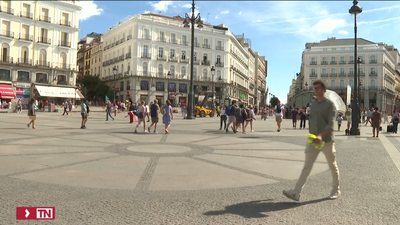 Los toldos en la Puerta del Sol, solo en verano