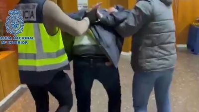 Piden 15 años de cárcel para el hombre que apuñaló a un niño junto a un colegio en 2021