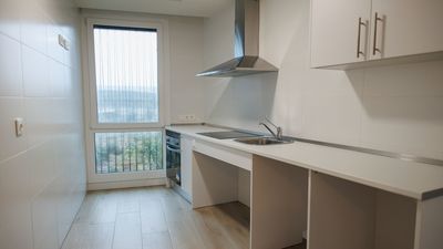 EMVS Madrid adjudica 176 viviendas de alquiler asequible en una decena de distritos en su primer sorteo del año