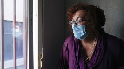 Identifican la posible causa del covid persistente