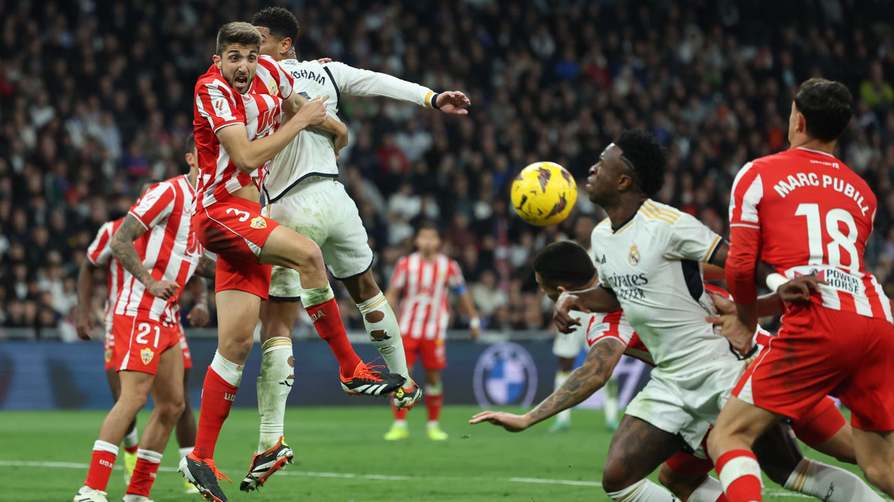 Vinícius ante el Almería