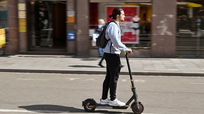 Once usuarios de patinetes murieron en 2023 en España, tres más que en 2022