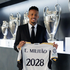 Militao renueva con el Real Madrid hasta 2028