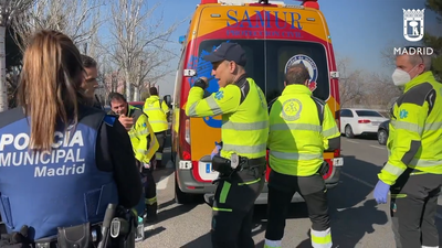 Herido grave en Vallecas tras caer por accidente desde un quinto piso