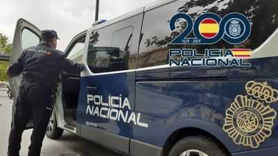 Detenido en Vallecas tras una persecución policial un hombre que robaba móviles a bordo de una moto