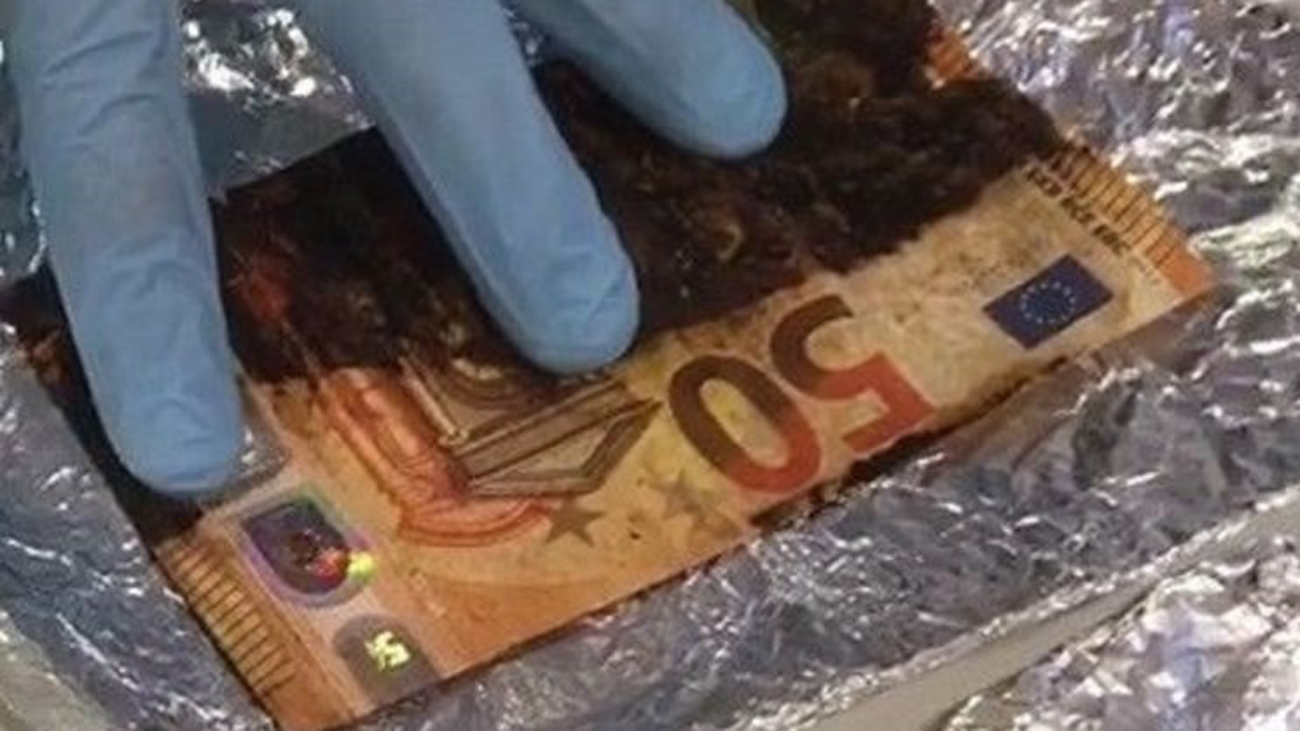 Cinco detenidos en Madrid y Barcelona por estafar más de 500.000 euros con el timo del 'wash wash'