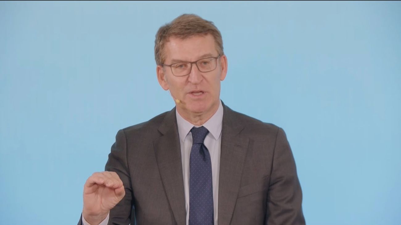 Feijóo impulsará una EBAU común para el curso 2025 en las 11 Comunidades gobernadas por el PP