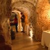 Descubre la bodega más antigua de la capital: Un laberinto  subterráneo que combina gastronomía e Historia