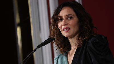 Ayuso acusa al PSOE de actuar "como una secta" contra Page