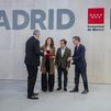 Ayuso celebra la inversión de 2.400 millones para Barajas y ofrece la "plena colaboración" de la Comunidad de Madrid