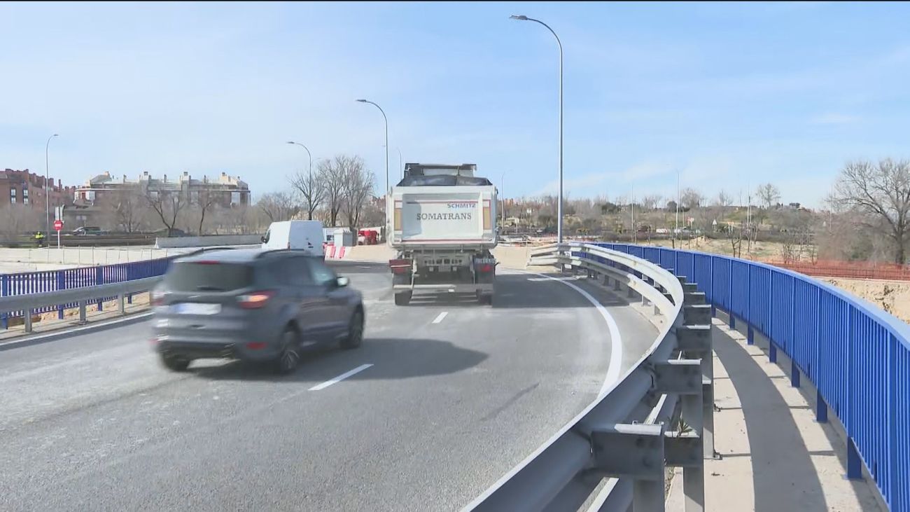 Abierta por completo al tráfico la glorieta de la avenida de Arcentales