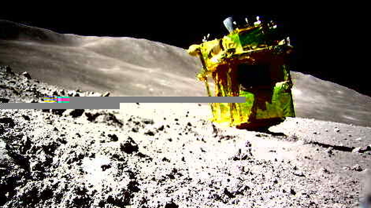El primer aterrizaje de precisión acabó haciendo el pino sobre la Luna